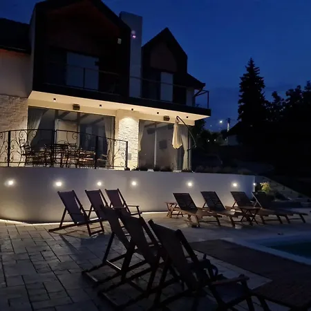 Fina ヴィラ Čerević